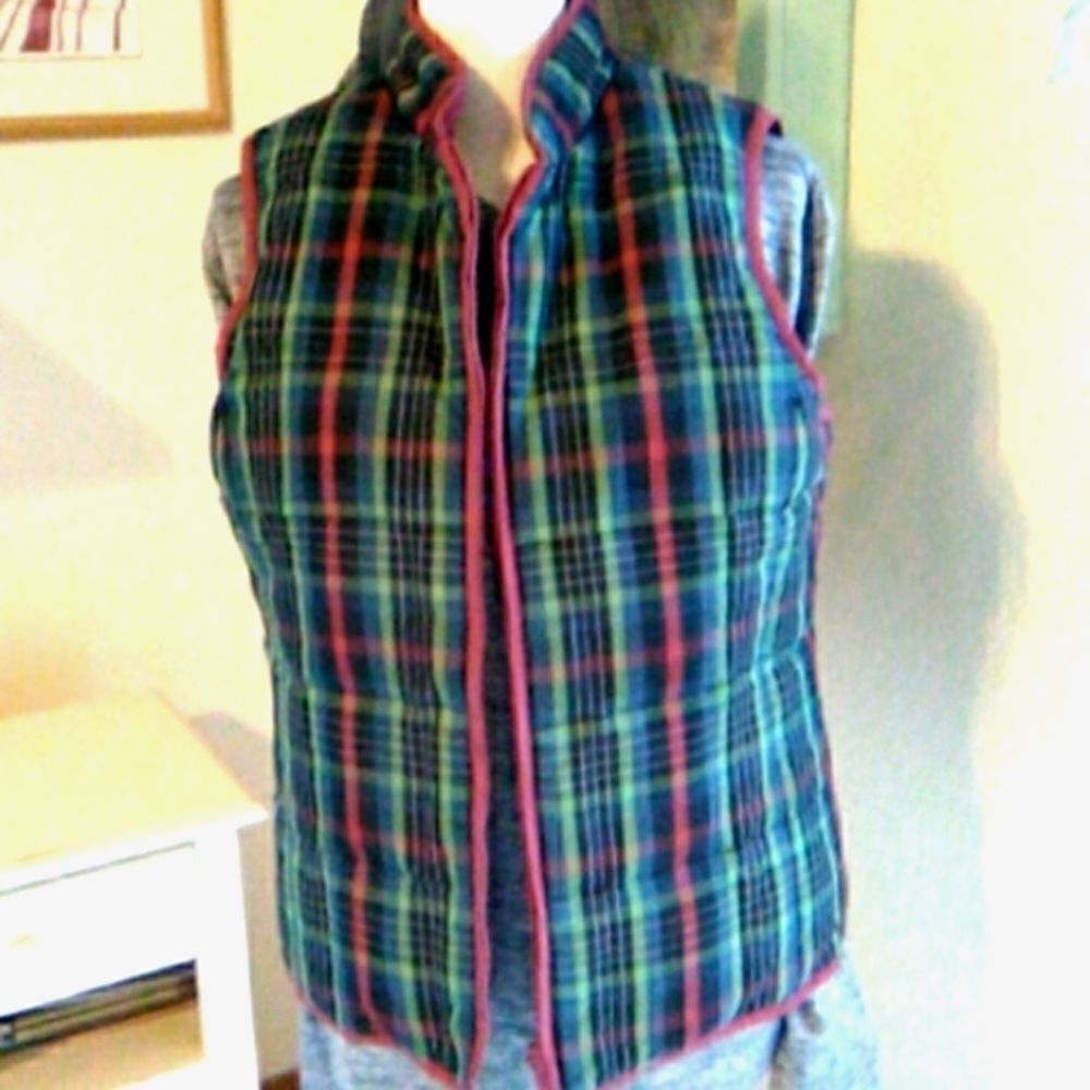 Pendleton Zip Front Down Vest. Holiday